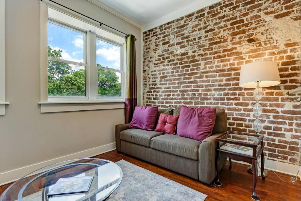 Loft Steps From City Hall And River Streets سافانا المظهر الخارجي الصورة