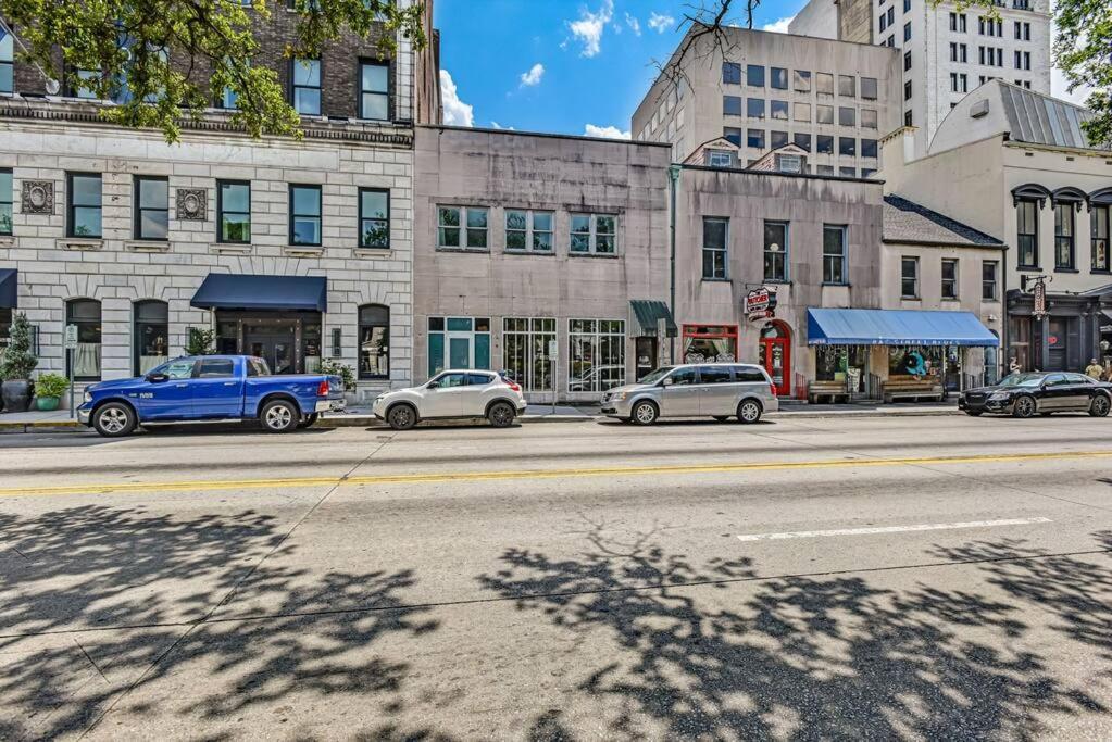 Loft Steps From City Hall And River Streets سافانا المظهر الخارجي الصورة